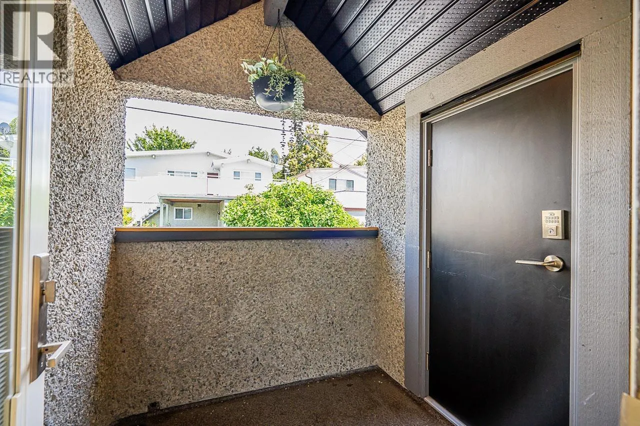 4438 ONTARIO STREET