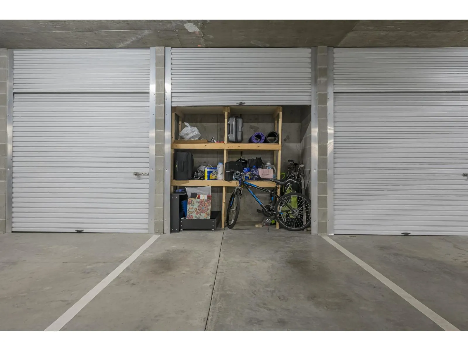 263 8258 207A STREET