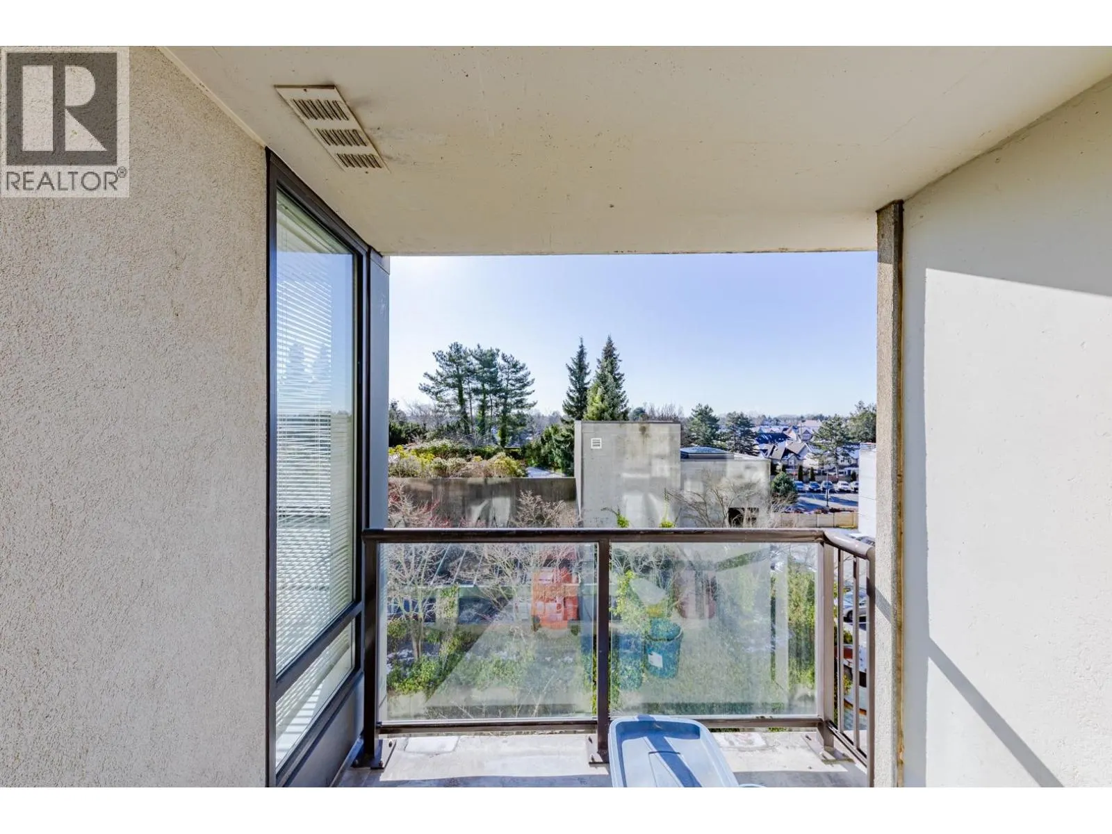 708 8180 GRANVILLE AVENUE
