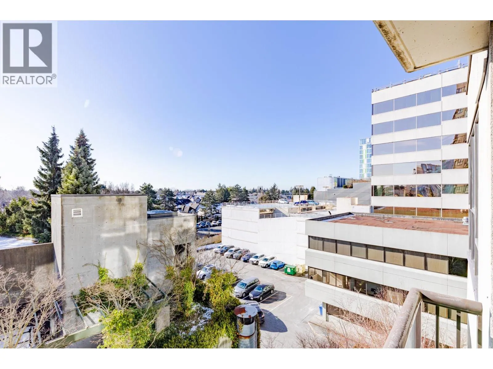 708 8180 GRANVILLE AVENUE