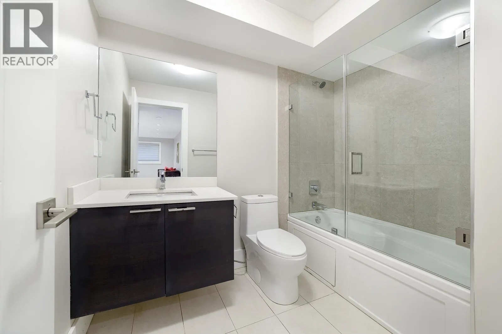 517 GRANADA CRESCENT