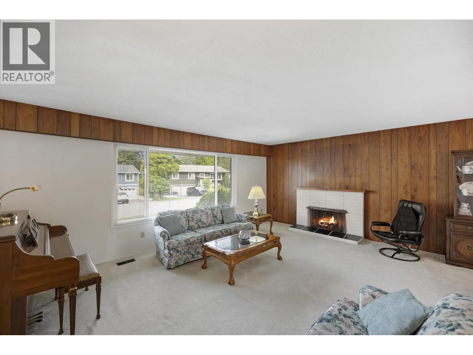 1441 DELIA DRIVE