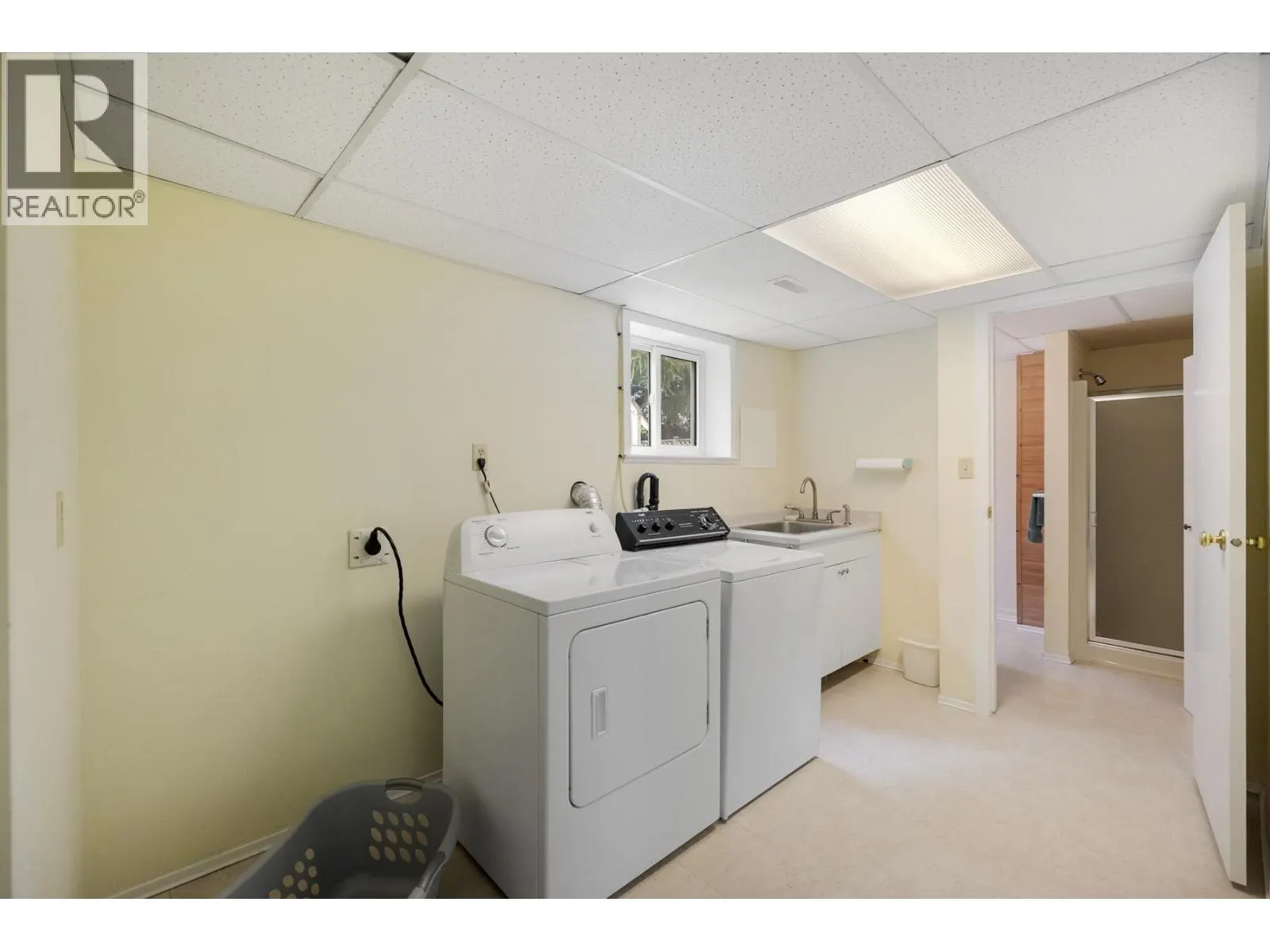 1441 DELIA DRIVE