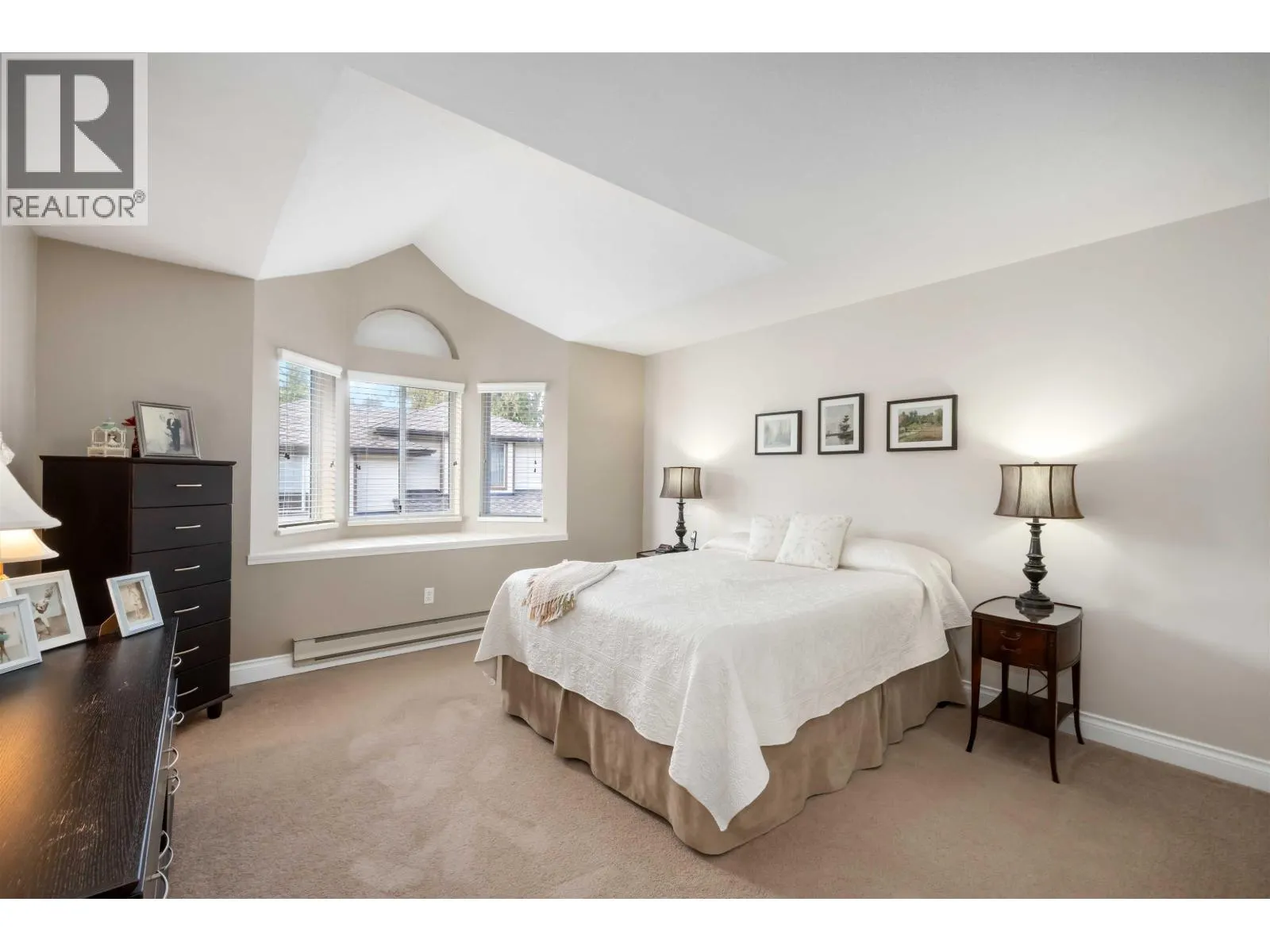 11 11438 BEST STREET