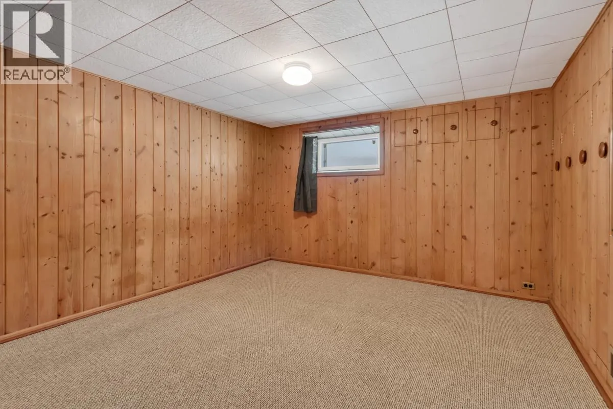 4386 ERWIN DRIVE