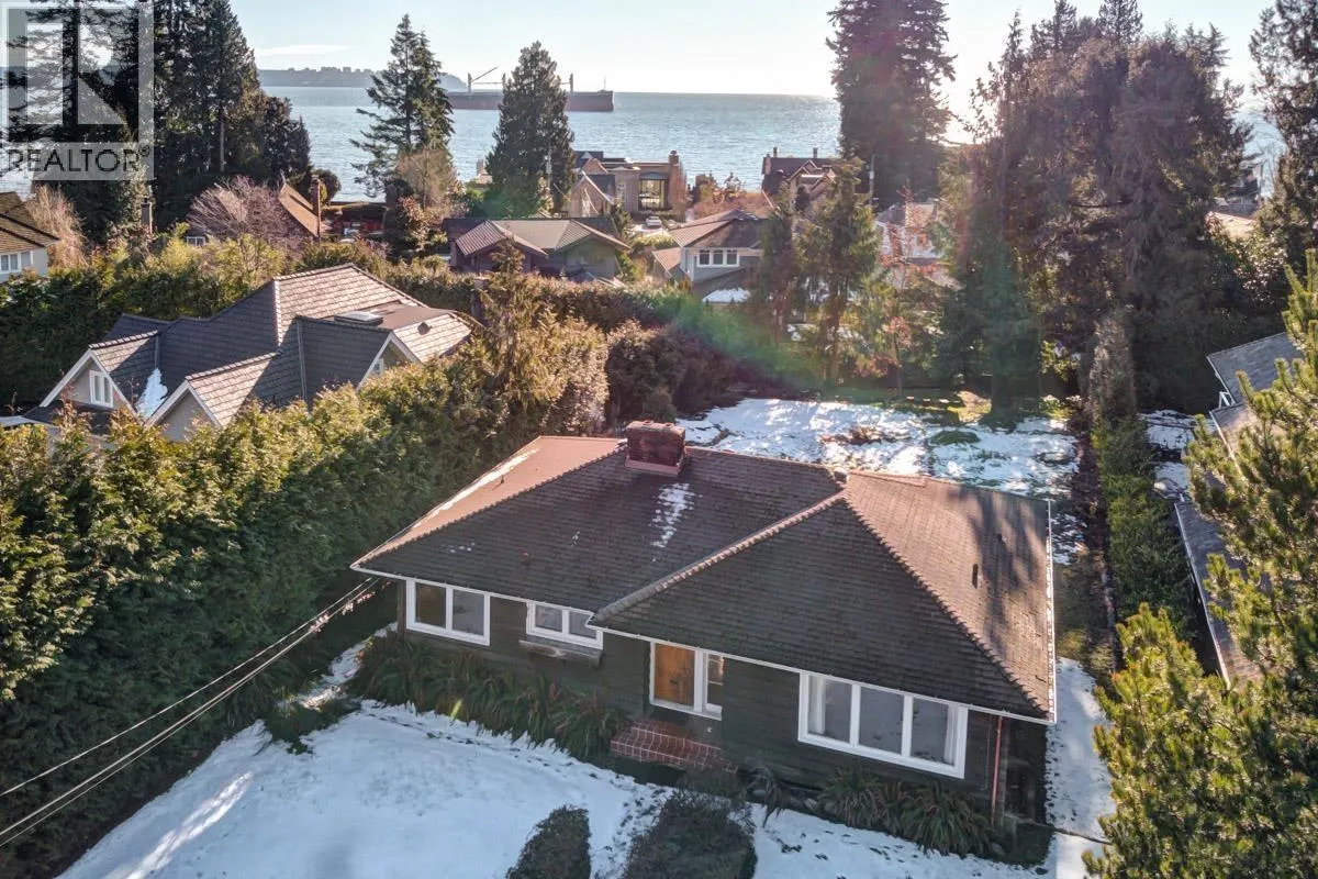 4386 ERWIN DRIVE
