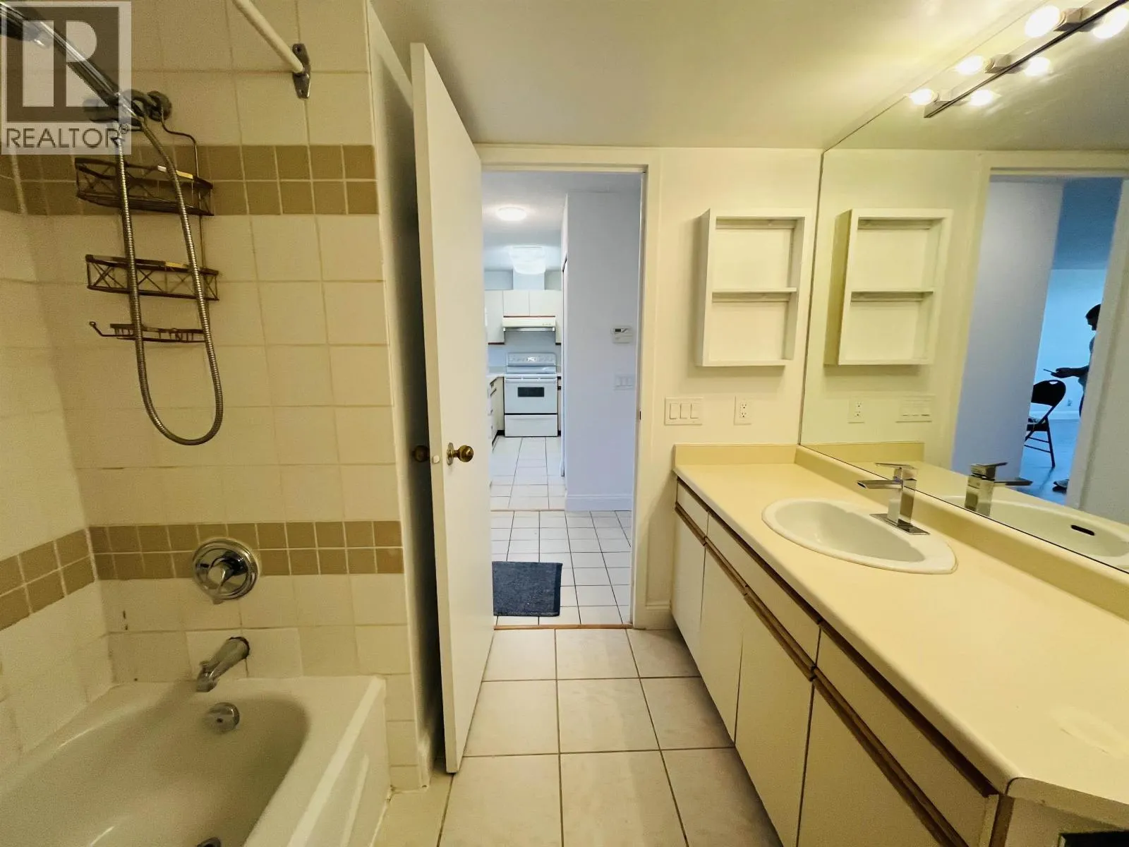 1005 3980 CARRIGAN COURT