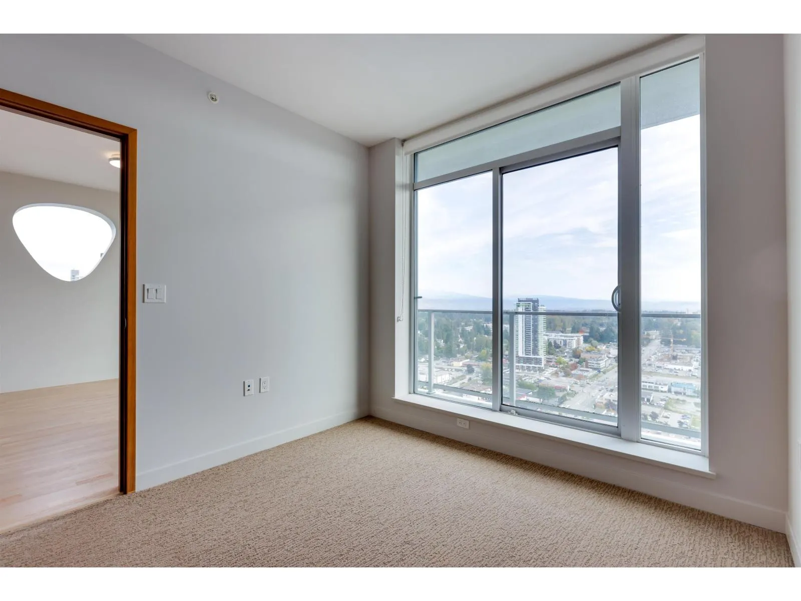 3301 13495 CENTRAL AVENUE