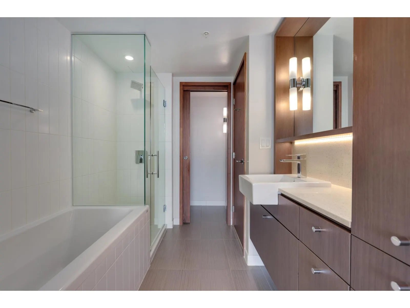 3301 13495 CENTRAL AVENUE