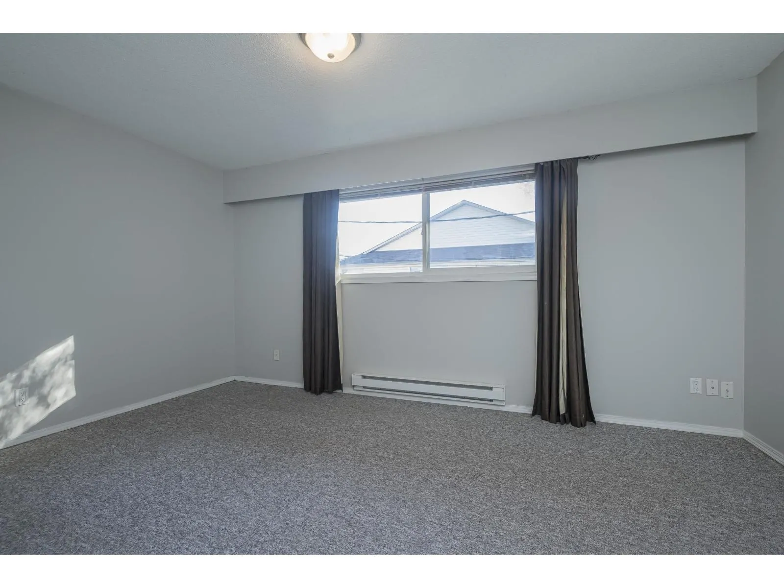 5 9262 CHARLES STREET|Chilliwack Proper East