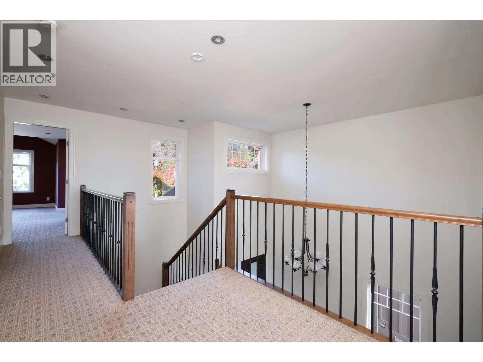 3233 CHARTWELL LANE