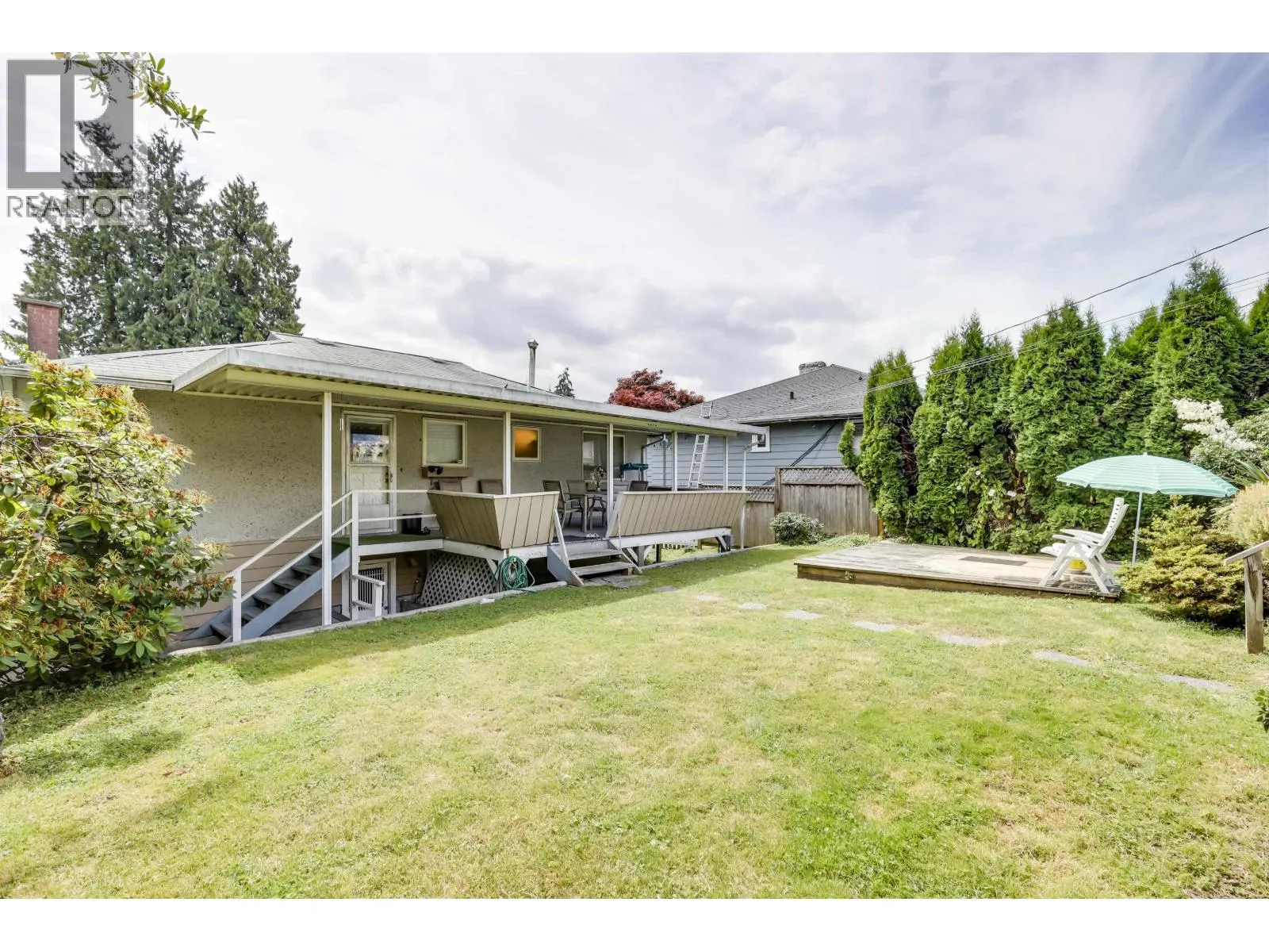 1118 CLOVERLEY STREET