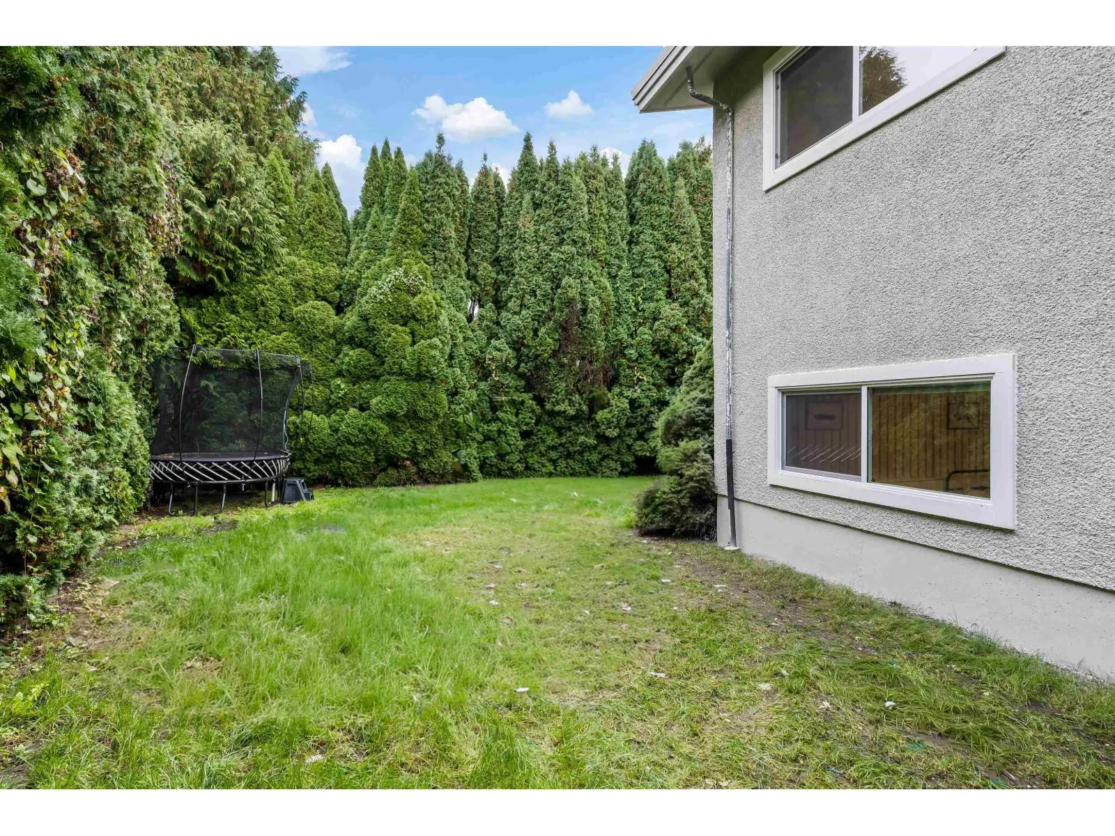 9046 BROADWAY STREET|Chilliwack Proper South