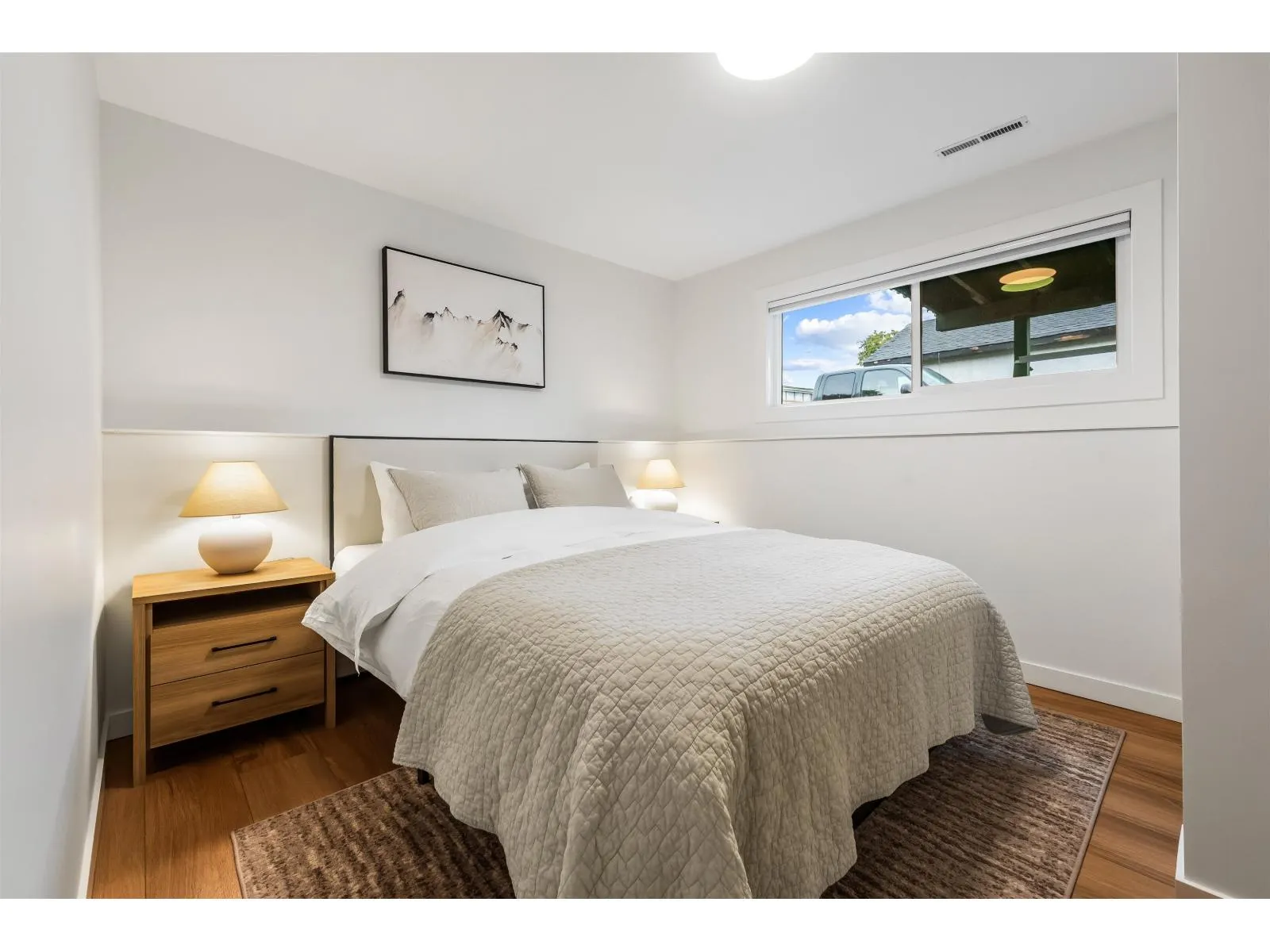 9046 BROADWAY STREET|Chilliwack Proper South