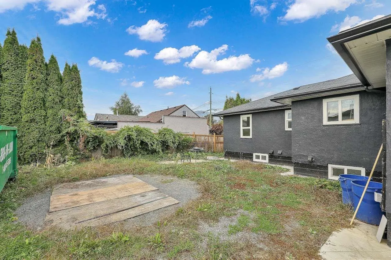 45870 HENLEY AVENUE|Chilliwack Proper West