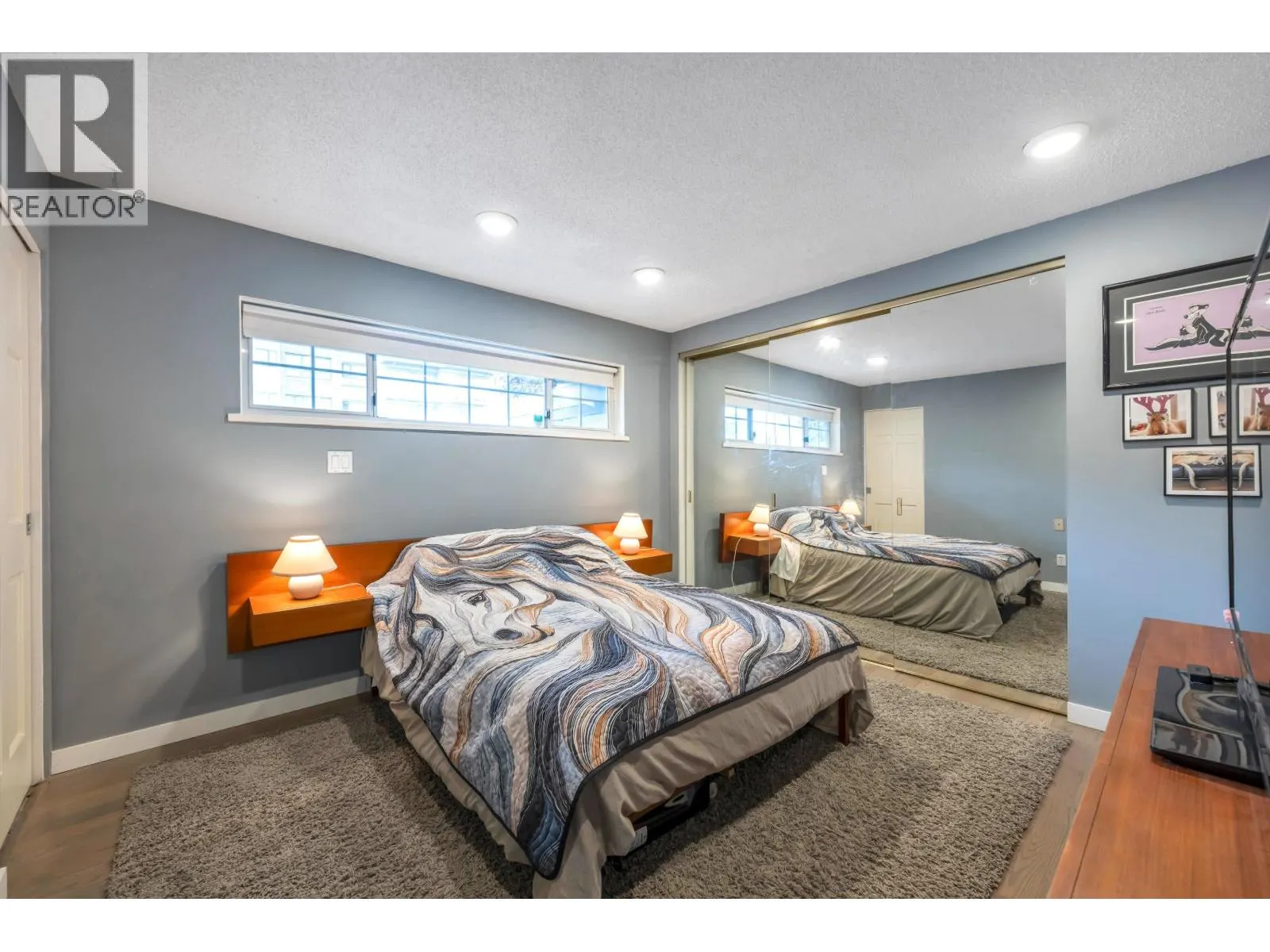 2385 WALL STREET