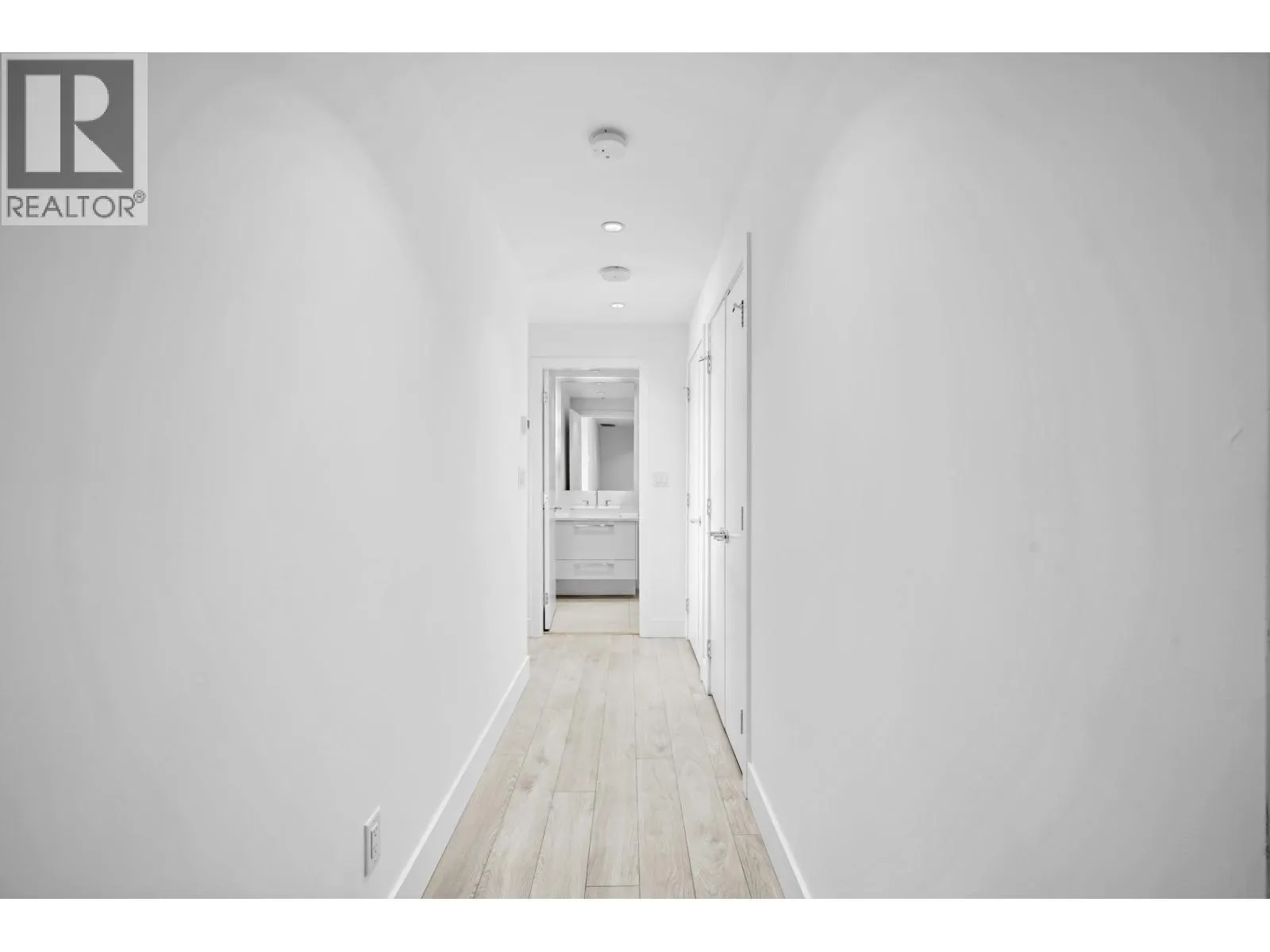 1610 7303 NOBLE LANE