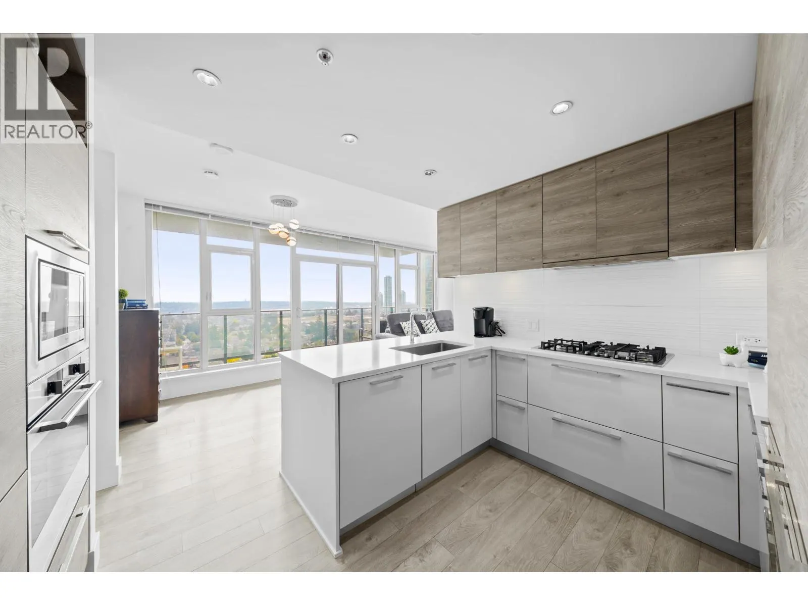1610 7303 NOBLE LANE