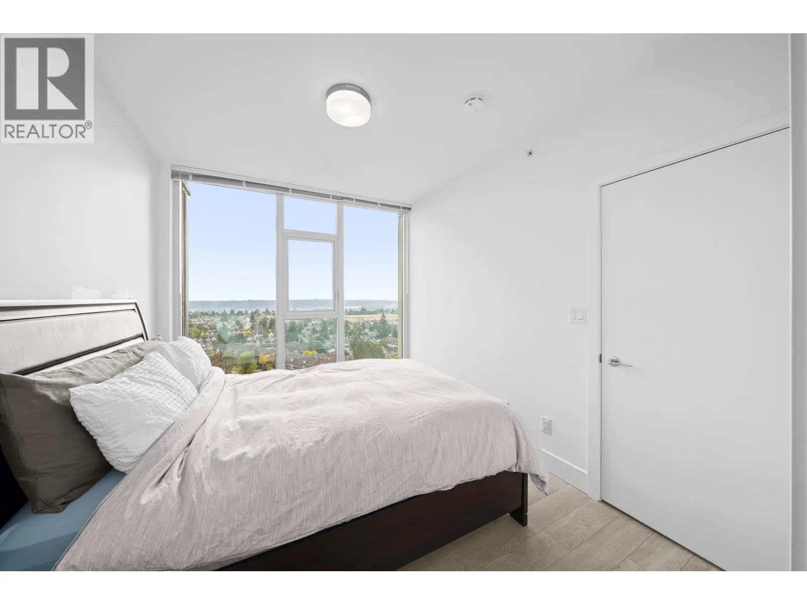 1610 7303 NOBLE LANE