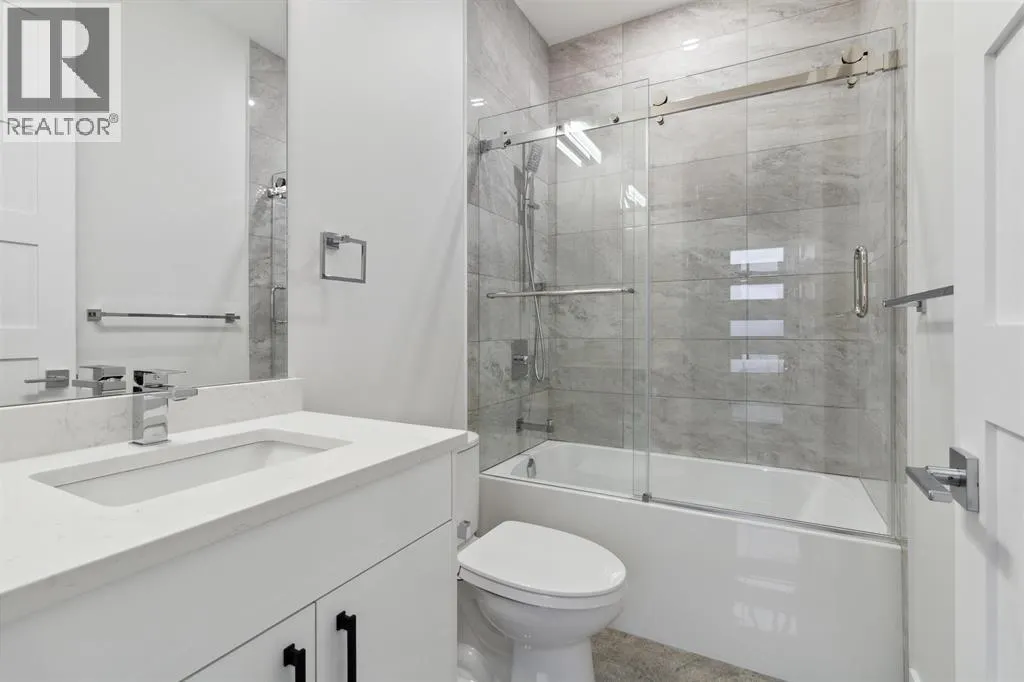 1240 LANCASTER CRESCENT