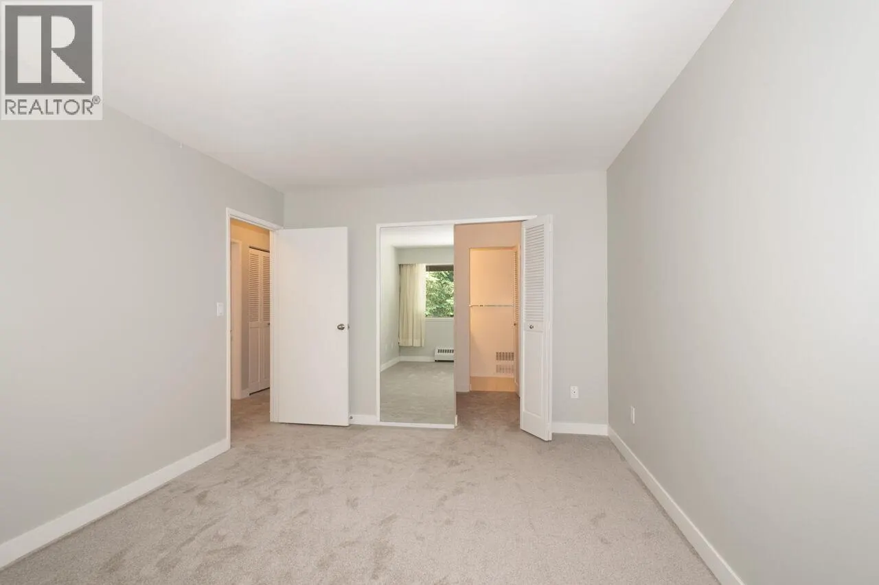 810 235 KEITH ROAD