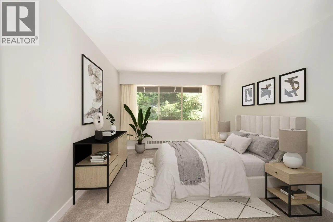 810 235 KEITH ROAD