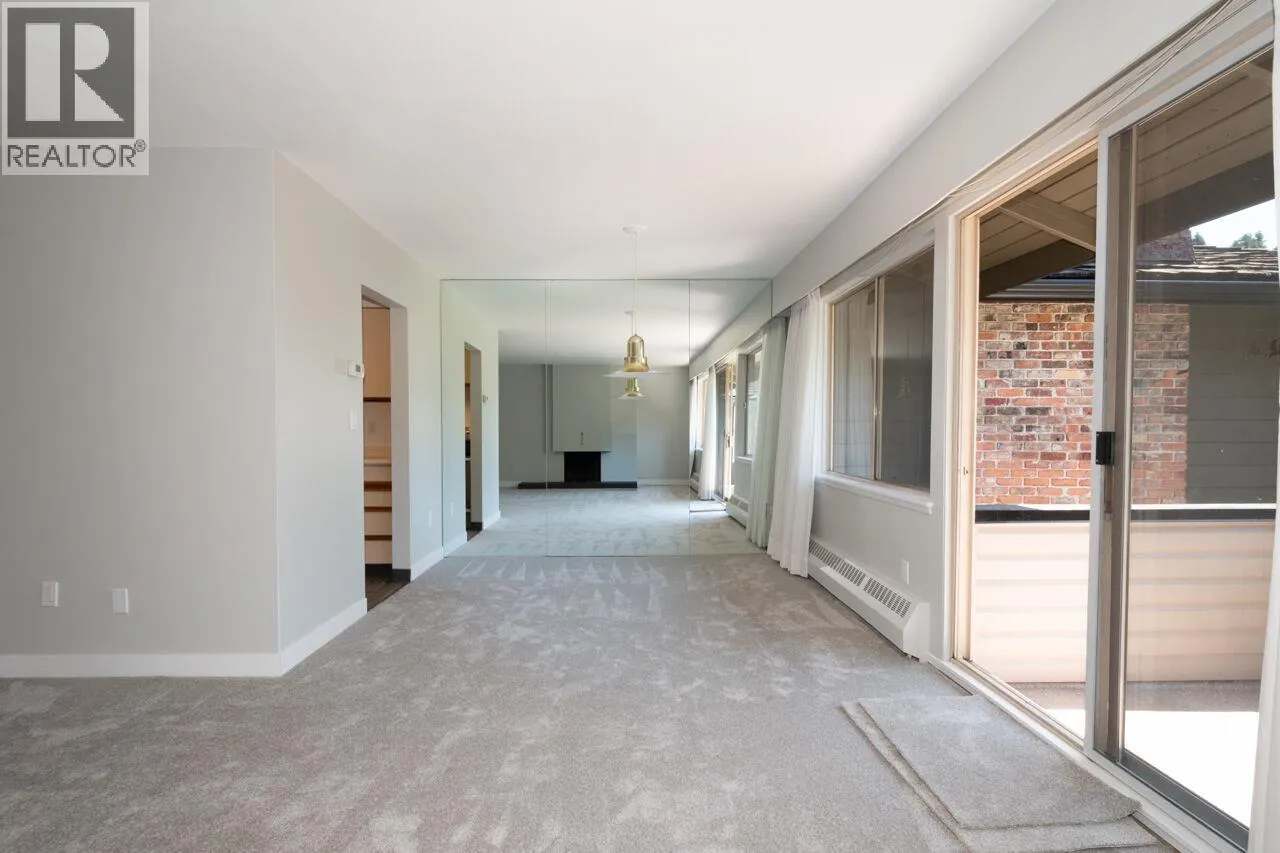 810 235 KEITH ROAD