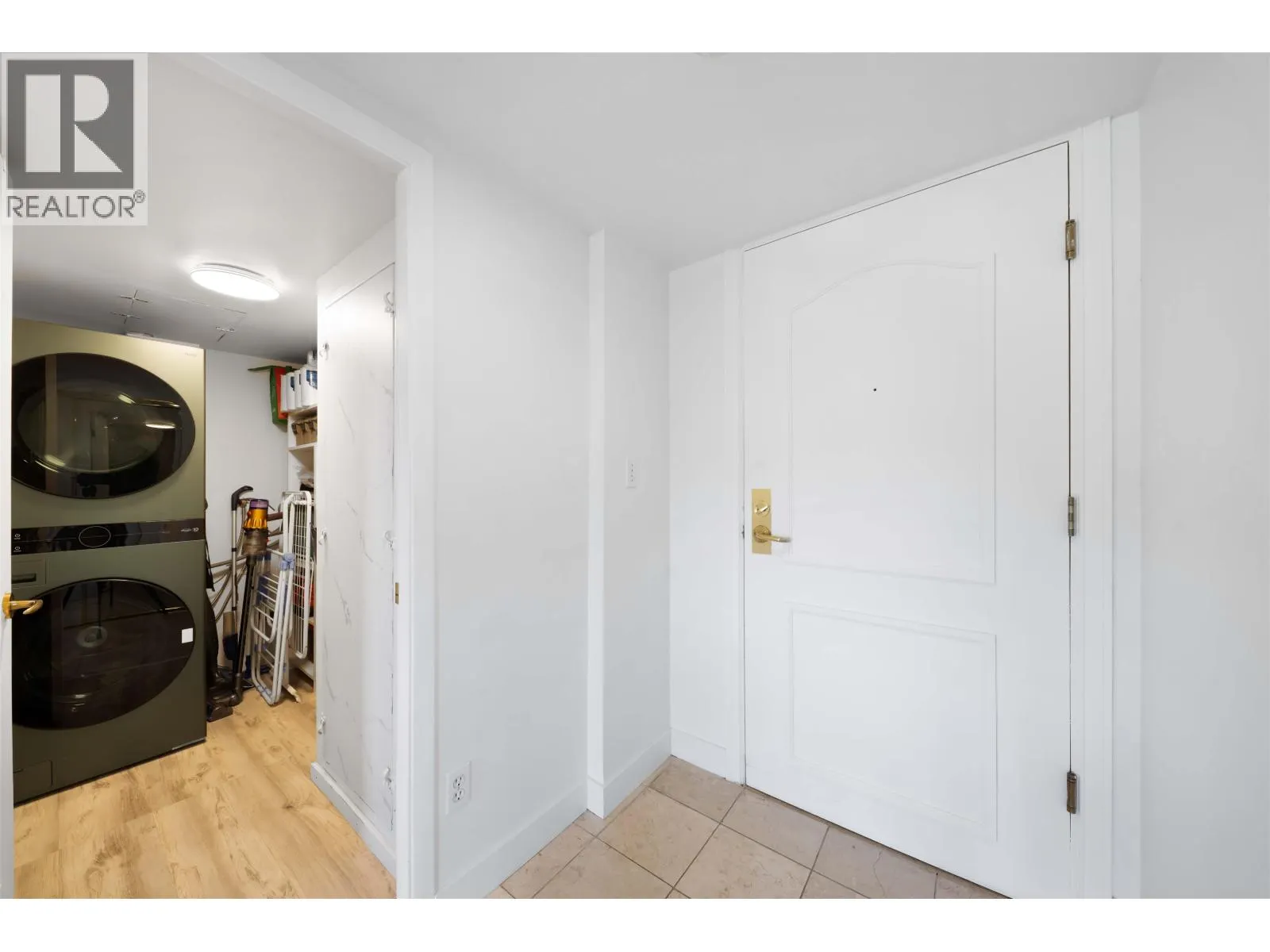 803 1327 E KEITH ROAD