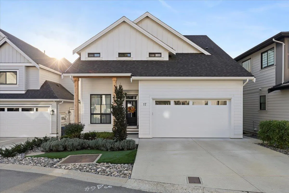 17 4217 OLD CLAYBURN ROAD