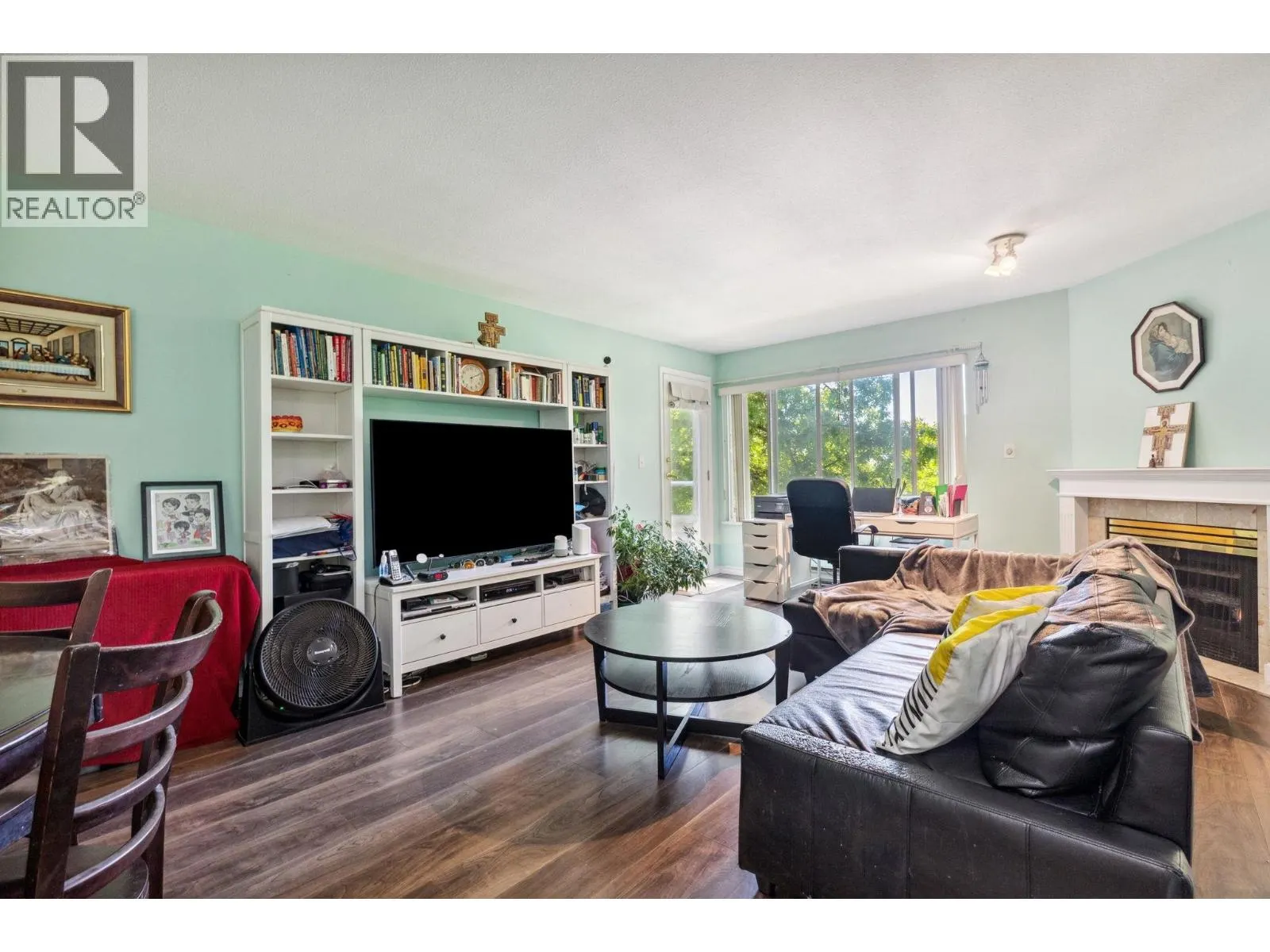 309 7368 ROYAL OAK AVENUE