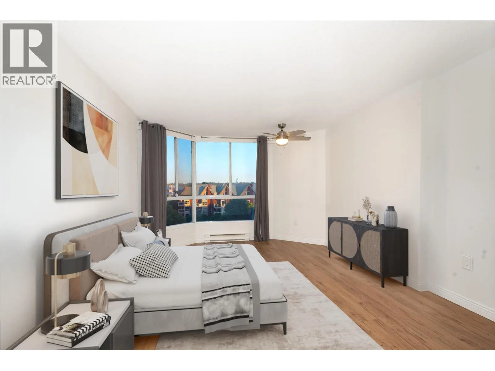 605 1245 QUAYSIDE DRIVE