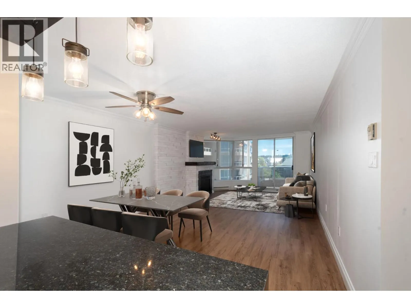 605 1245 QUAYSIDE DRIVE