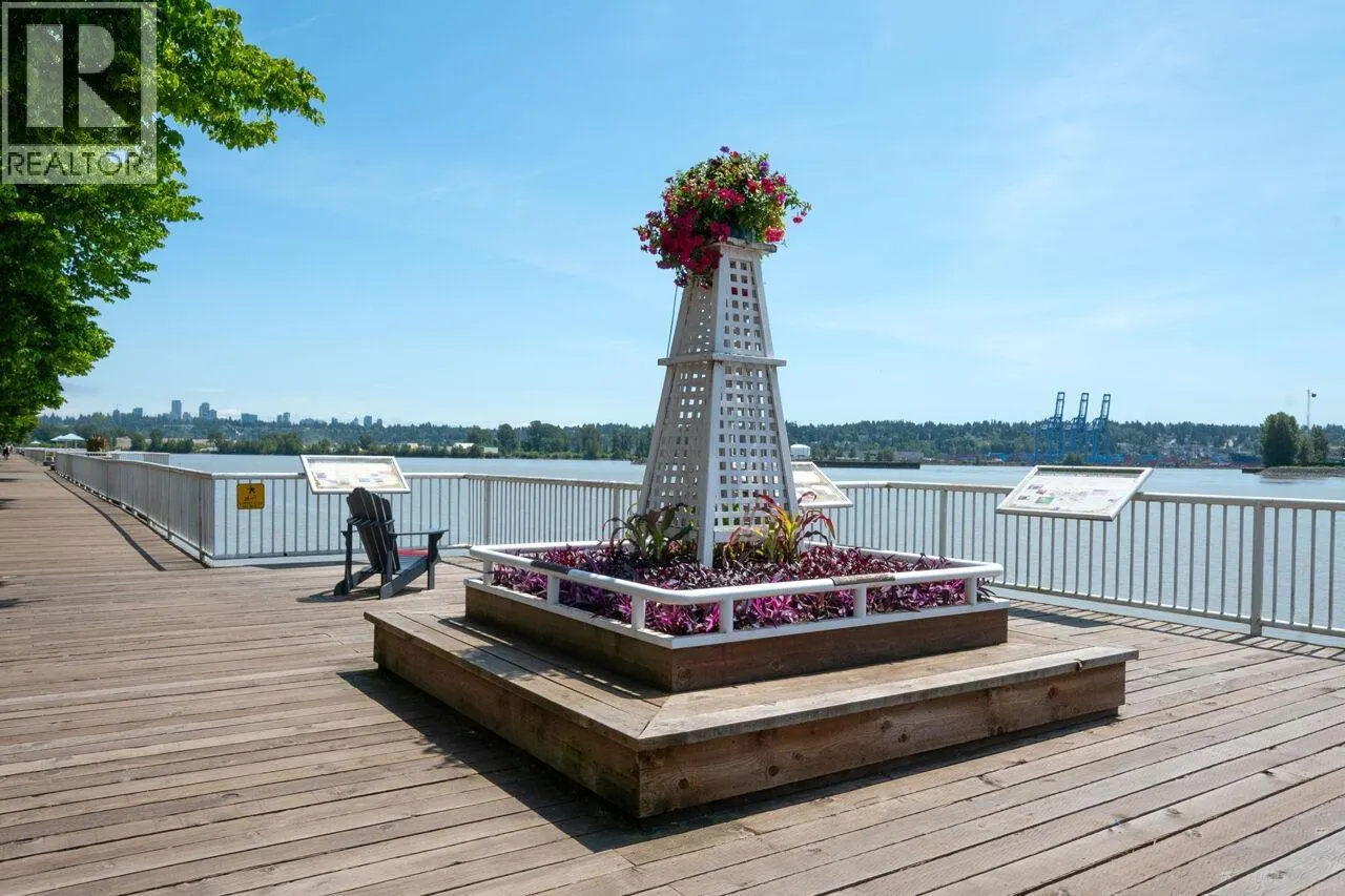605 1245 QUAYSIDE DRIVE
