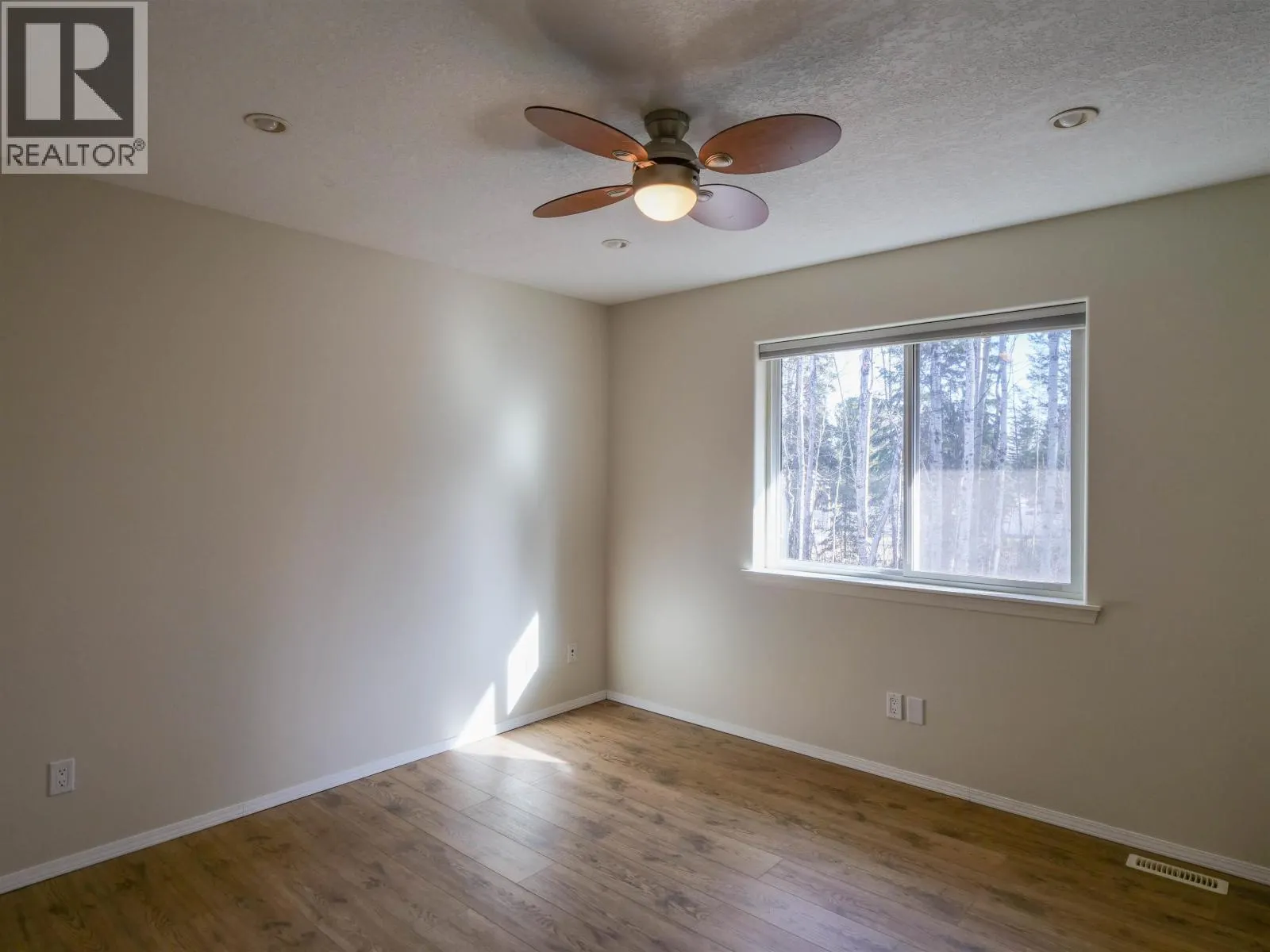 380 DENNIS ROAD