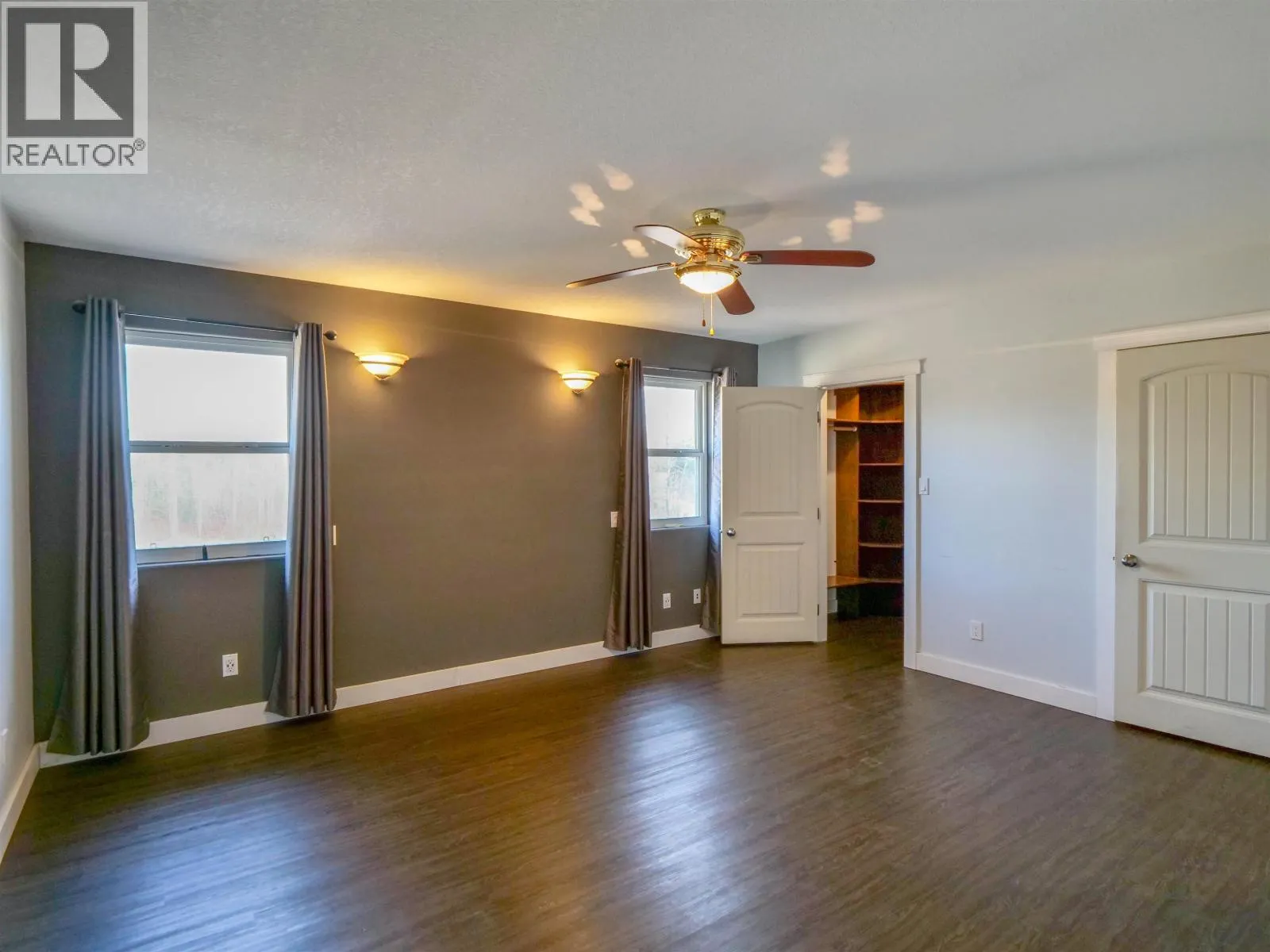 380 DENNIS ROAD