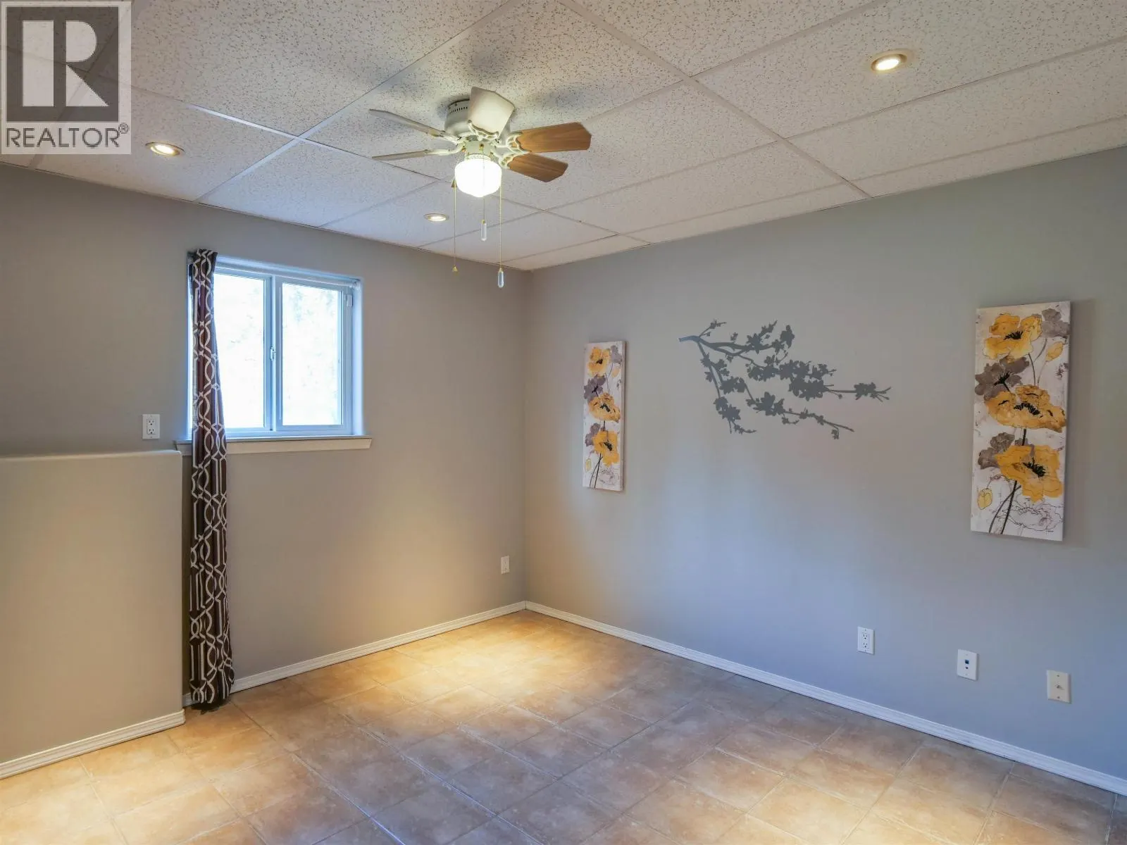 380 DENNIS ROAD