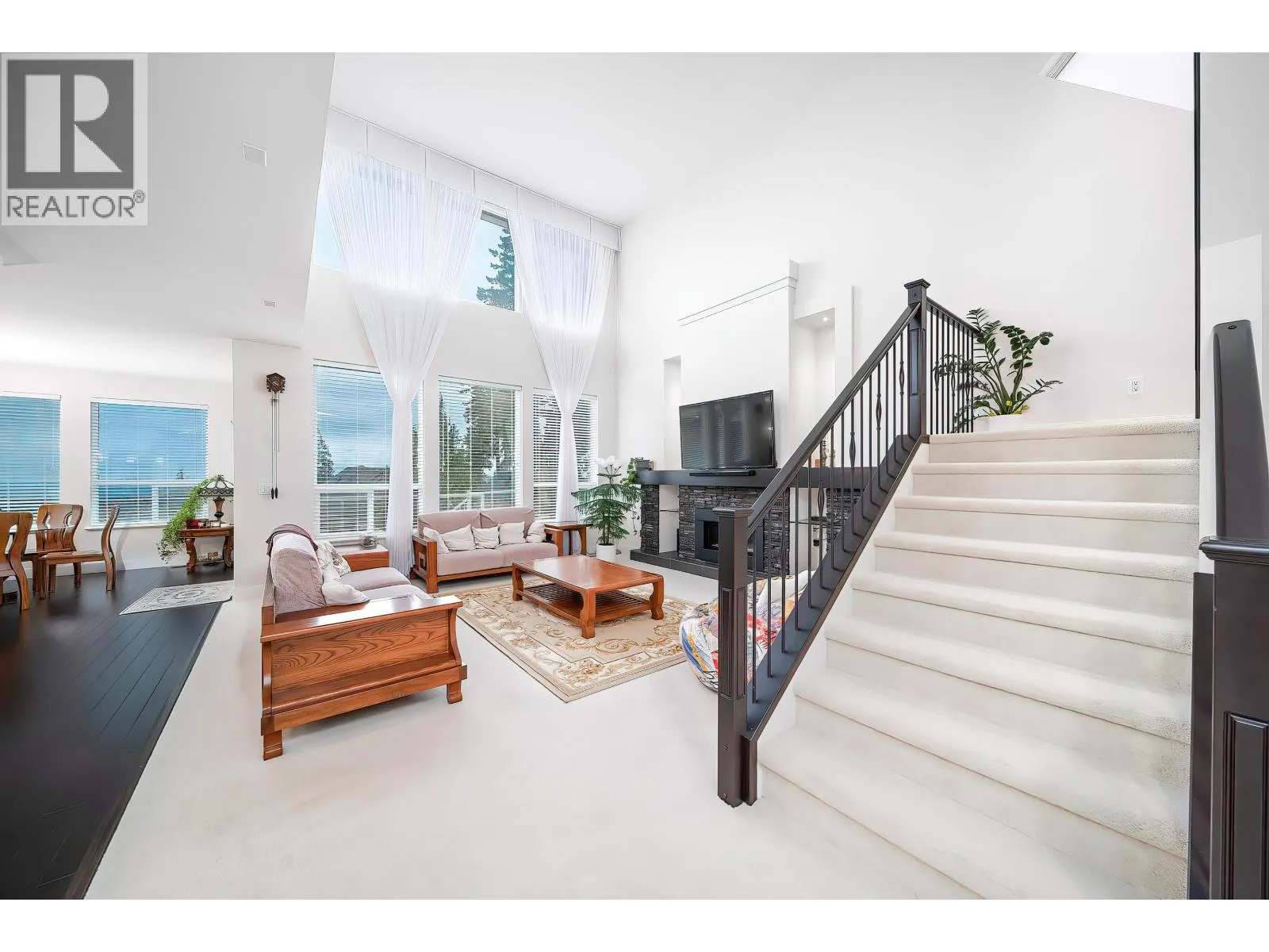 3486 BISHOP PLACE