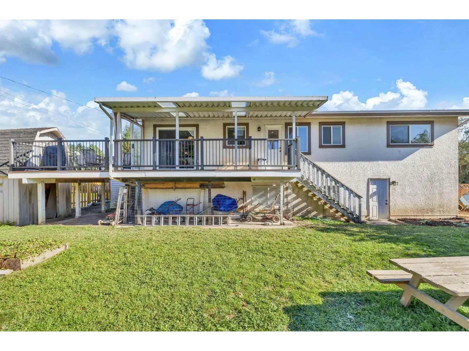 8775 VICARS STREET|Chilliwack Proper West