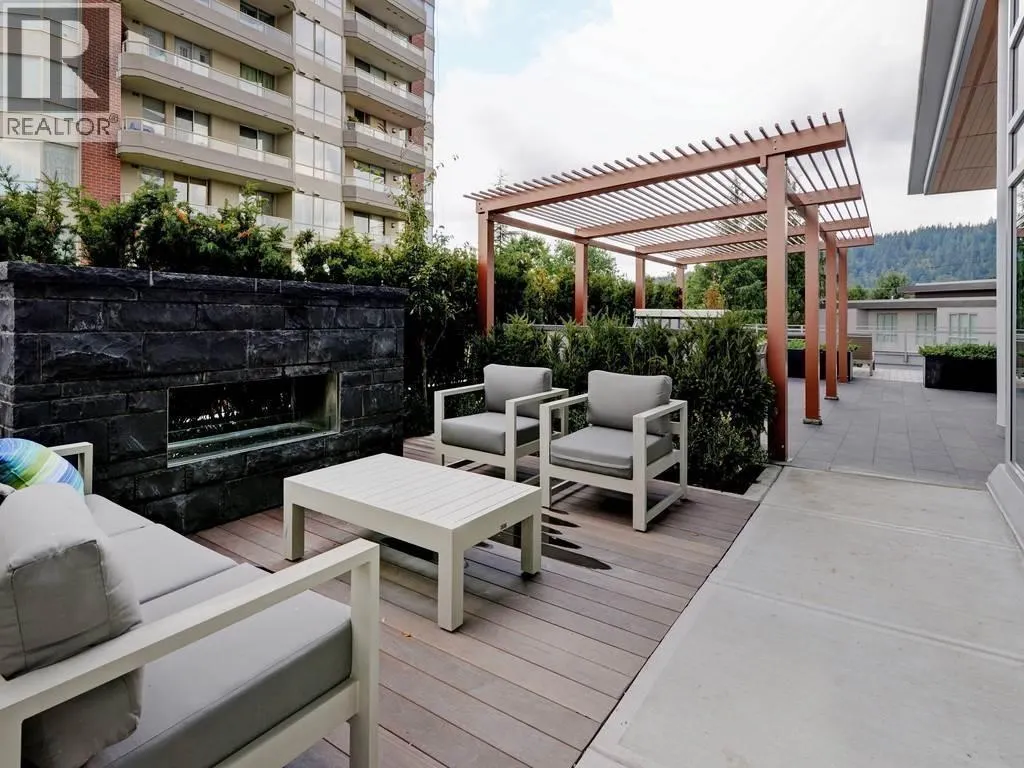 1408 520 COMO LAKE AVENUE