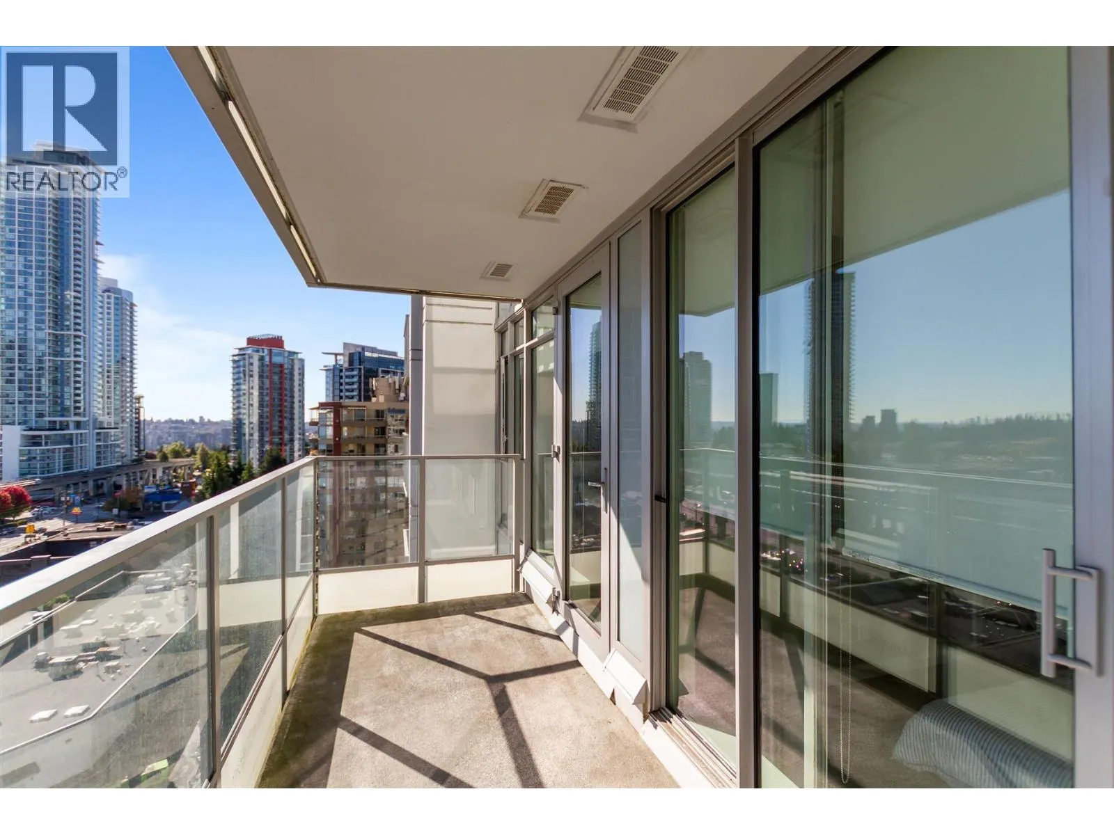 1408 520 COMO LAKE AVENUE