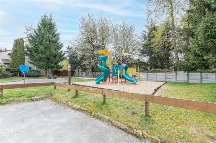 111 13880 74 AVENUE