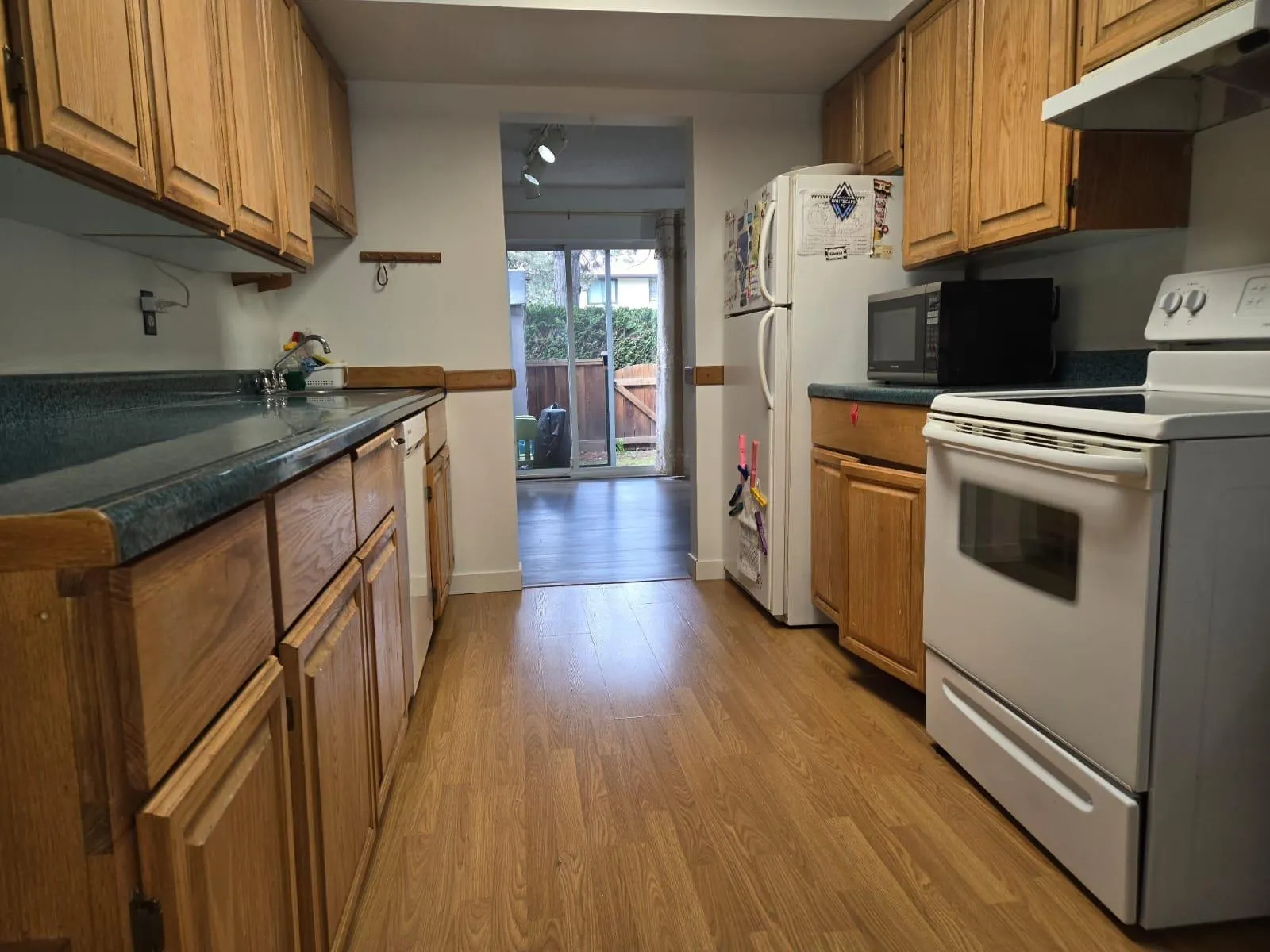 111 13880 74 AVENUE