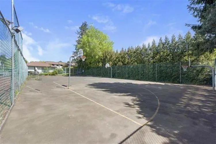 111 13880 74 AVENUE