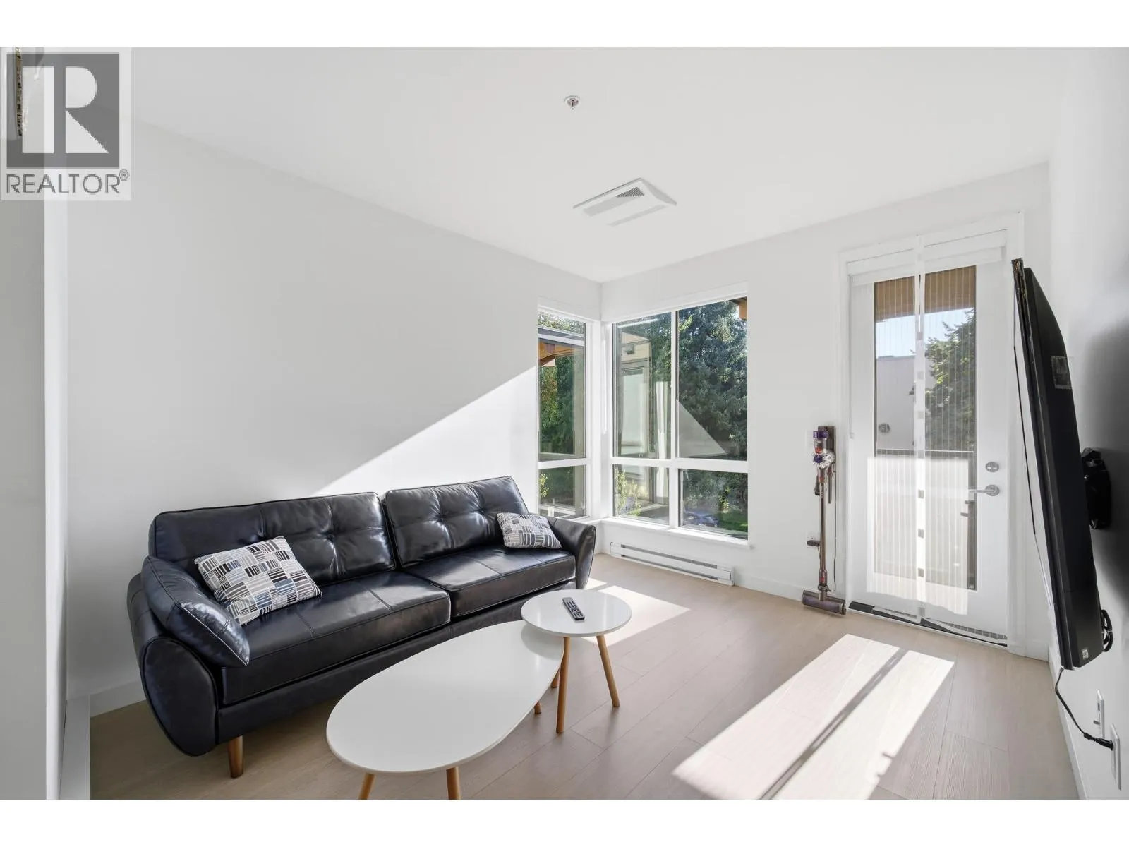 309 7588 16TH STREET