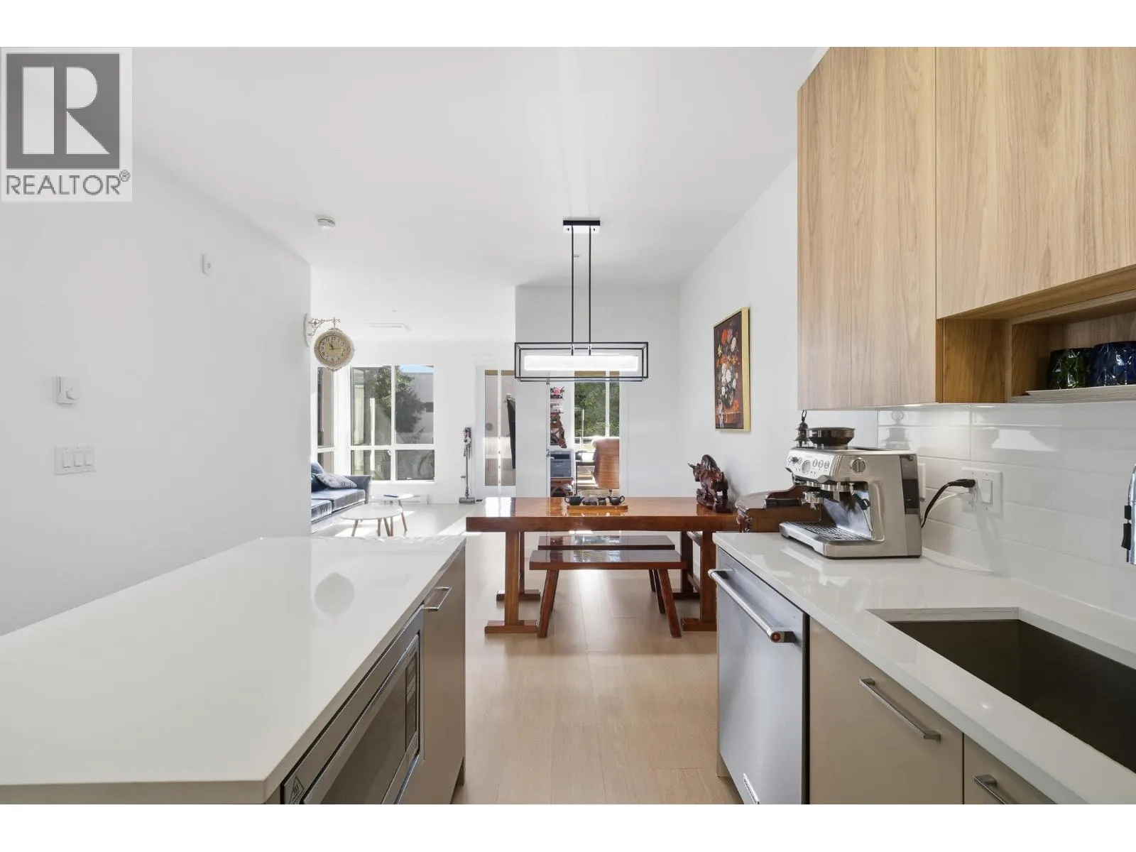 309 7588 16TH STREET