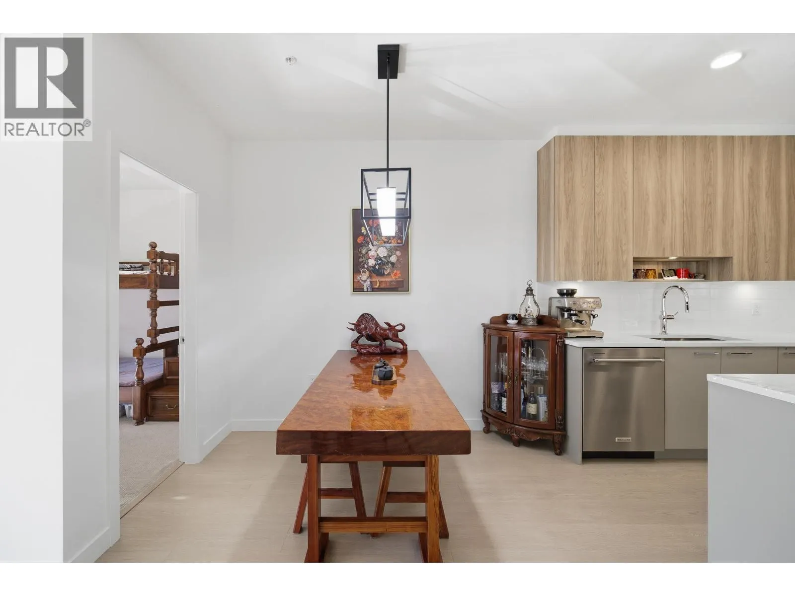 309 7588 16TH STREET