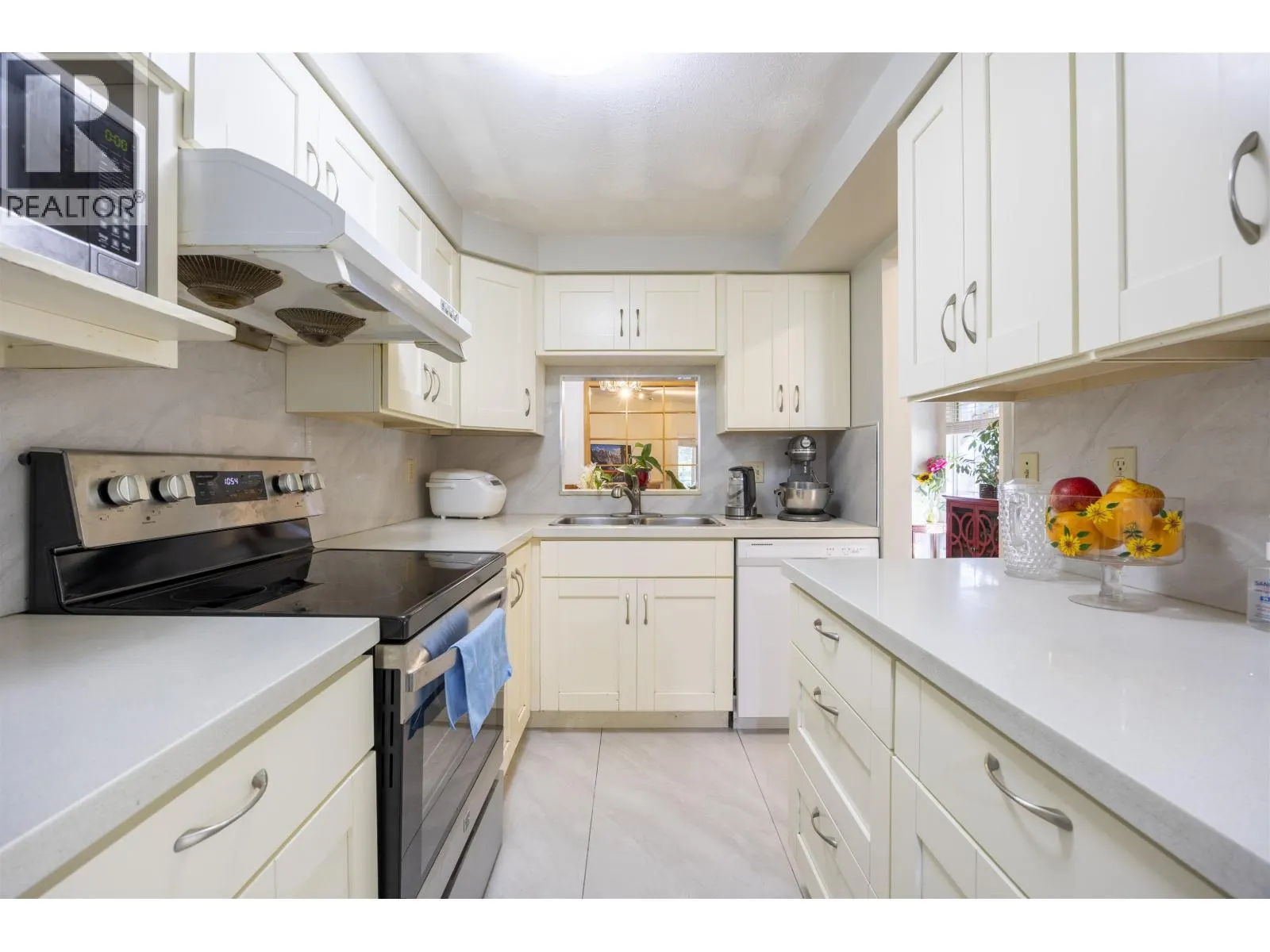 180 100 LAVAL STREET