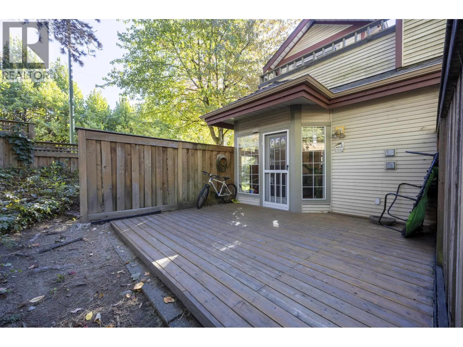 180 100 LAVAL STREET
