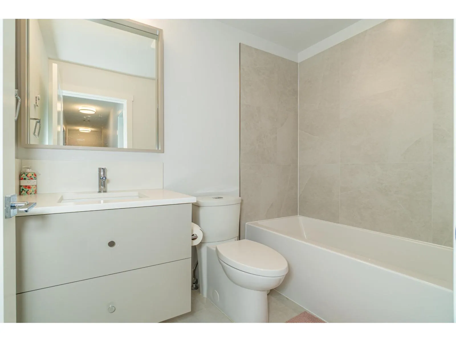 18 2070 OAK MEADOWS DRIVE