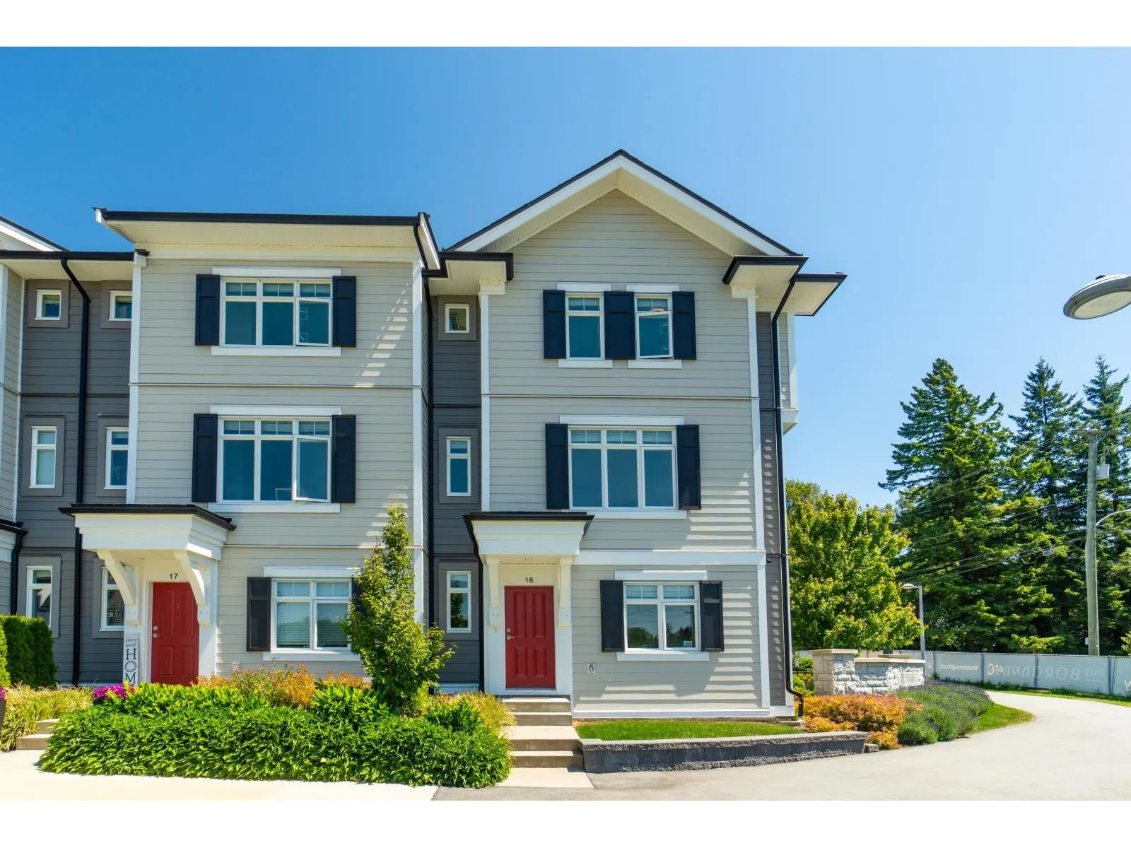 18 2070 OAK MEADOWS DRIVE